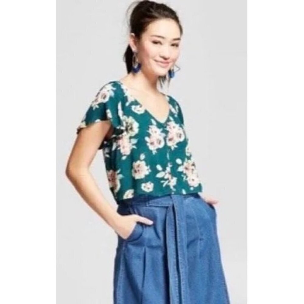 Xhilaration Green Floral Button Front Short Sleeve Crop Top XS